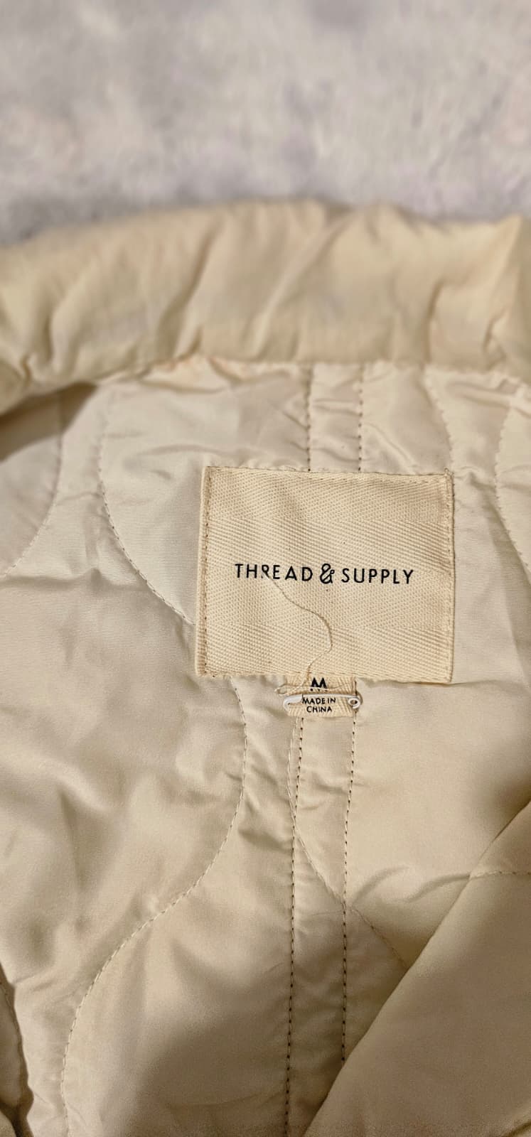 Thread & Supply Quilted Jacket – Women’s Size Medium, Ivory Cream with Tan Trim, Lightweight Casual Outerwear